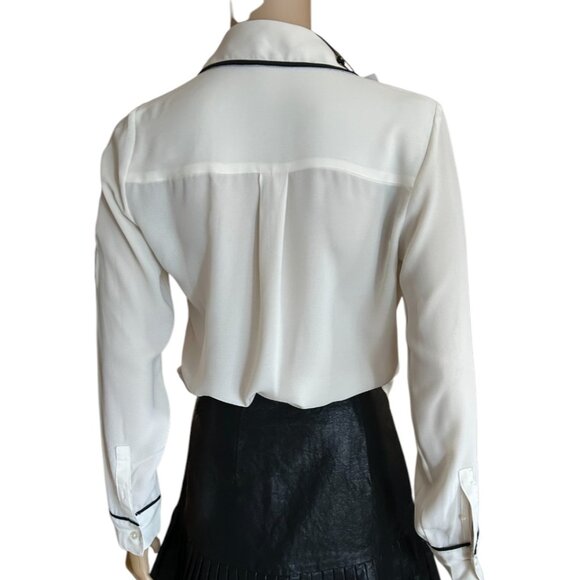 NWOT Express Women's Portifino Ivory Shirt Black Piping XXS - Picture 2 of 5
